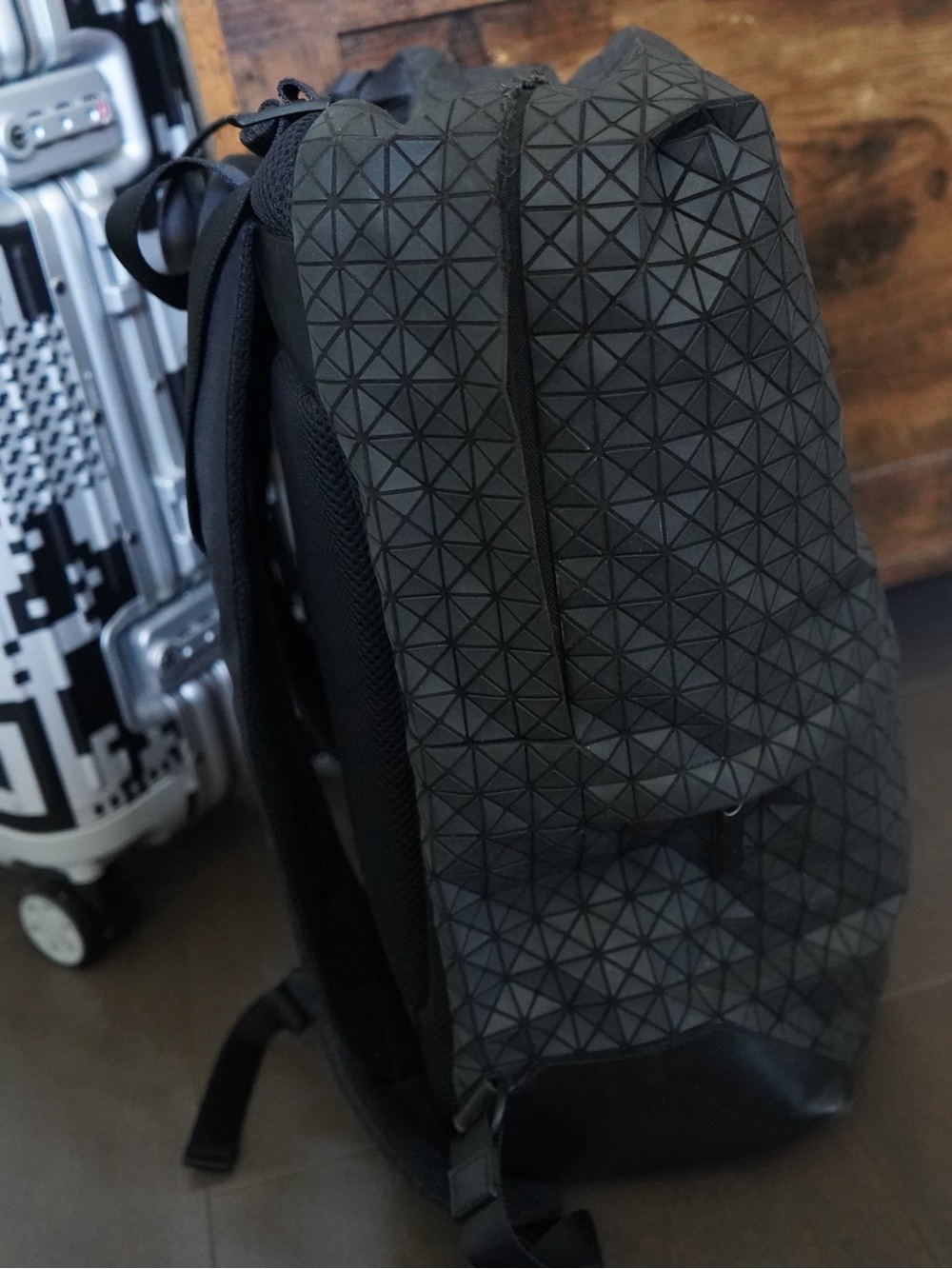 BAO BAO ISSEY MIYAKE Black Matte Liner Backpack Rare - Picture 6 of 8